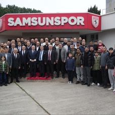 Samsunspor camias� bayramla�t�