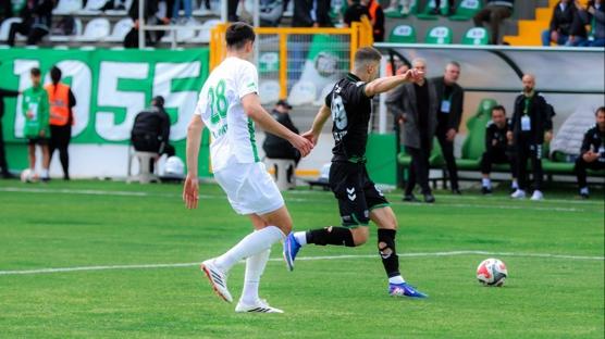 Serikspor, Sakaryaspor'u 2 golle y�kt�