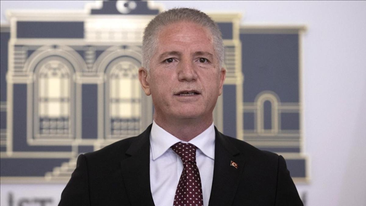 Vali G�l'den s�r�c�lere uyar�: L�tfen kurallara uyal�m #BayramSensizOlmaz