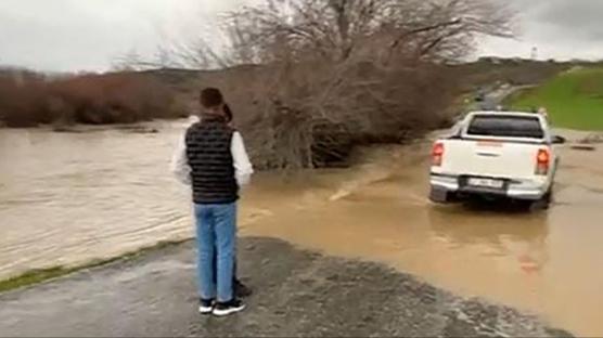 Diyarbak�r'da �iddetli ya��� ileti�imi kesti: Mahsur kalan vatanda�lar var