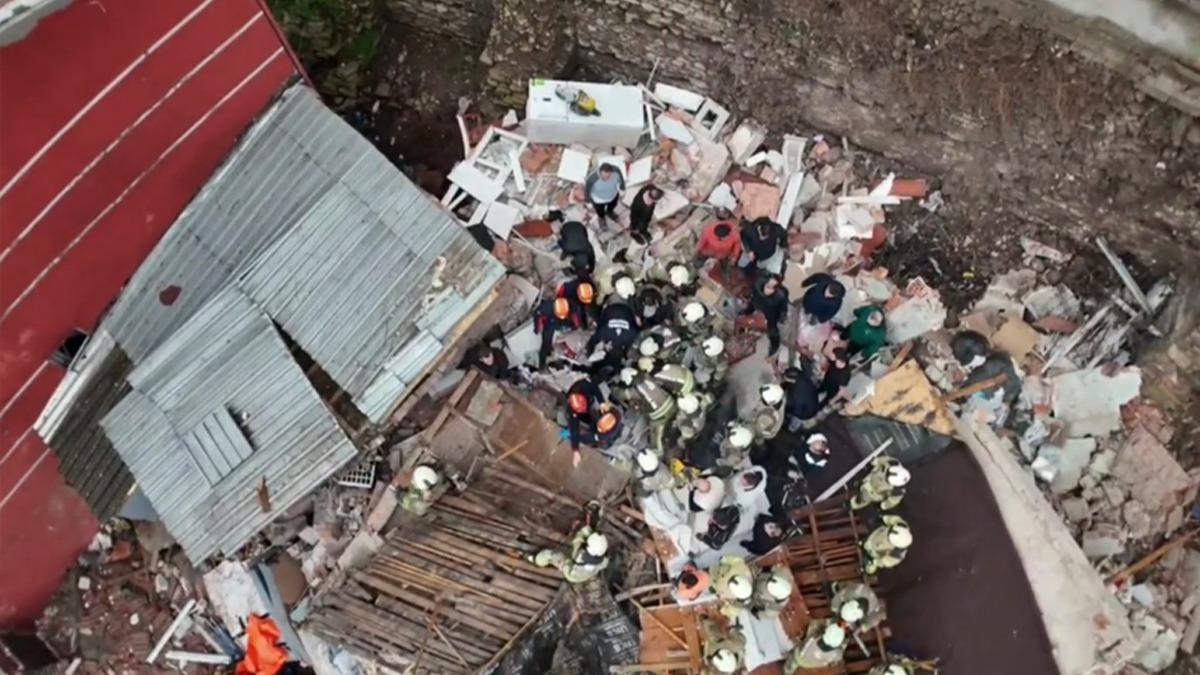 Fatih'te iki bina ��kt�