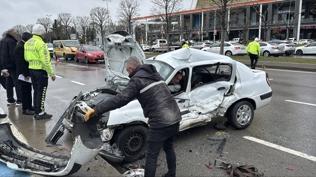 İstanbul'da zincirleme kaza: Yaralılar var
