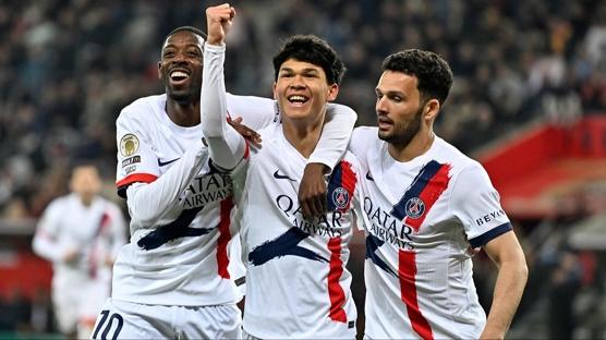 Paris Saint-Germain farka koştu