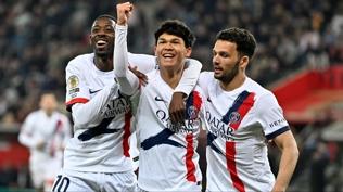 Paris Saint-Germain farka koştu