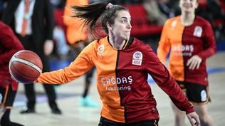 Ay�e Cora Yamaner'den Galatasaray �a�da� Faktoring'e k�t� haber