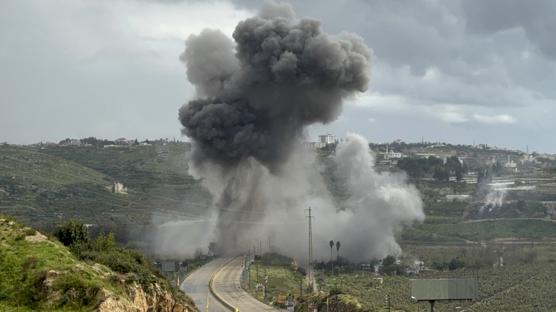 Litani Nehri �zerindeki k�pr�leri bombal�yor