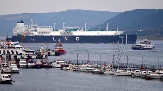 11 LNG kargosu y�n de�i�tirdi