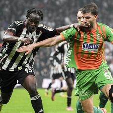 �mit Akda� transferin g�zdesi! Galatasaray ve bir�ok tak�m pe�inde