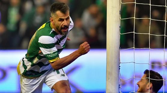 Bursaspor �ampiyonluk yolunda hata yapmad�