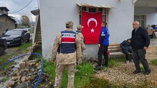 Gencecik ya��nda �ehit d��t�! �ehadet haberi Hatay'daki baba oca��na verildi