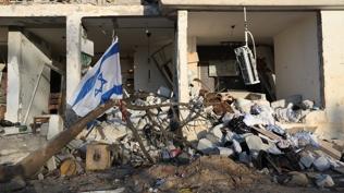 �ran'dan �srail'e misilleme! F�zeler Tel Aviv'i vurdu