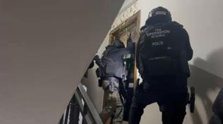 �stanbul merkezli ter�r �rg�t� DEA� operasyonunda 9 zanl� yakaland�