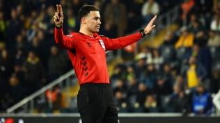 O�uzhan �ak�r'a UEFA'dan g�rev