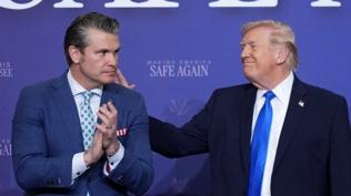 Trump topu Hegseth'e att�
