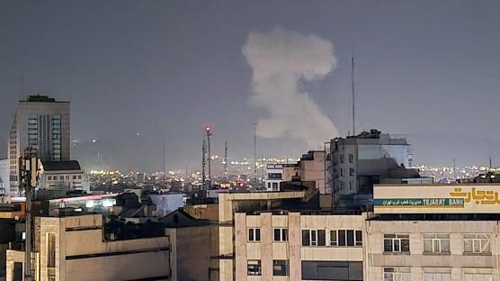 Trump'�n talimat� s�zde kald�! �ran'�n enerji altyap�lar� hedef al�nd�