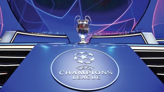 UEFA'dan Premier Lig kul�plerine ret