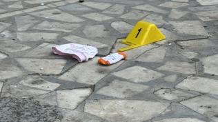 Yeni do�an bebek topra�a g�m�ld�