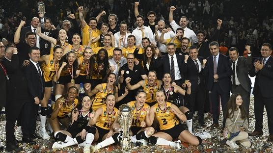 Kupa Voley'in sahibi Vak�fBank!