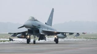 T�rkiye vites y�kseltti! Eurofighter i�in kritik imza