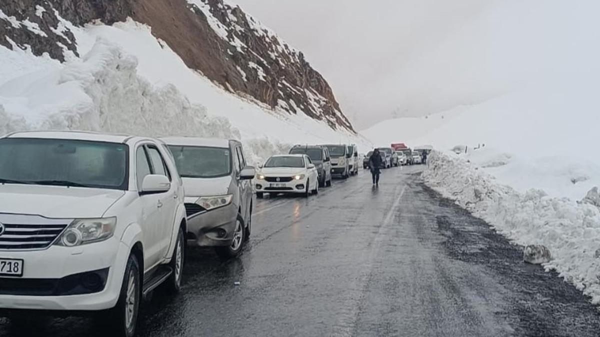 ��rnak-Hakkari kara yoluna ��� d��t�