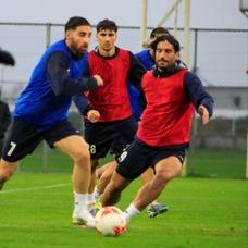 �ran Milli Tak�m�, Antalya'da �al��malar�na devam ediyor