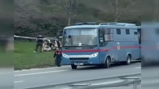 Başakşehir'de zincirleme kaza: Cezaevi nakil araçları birbirine girdi