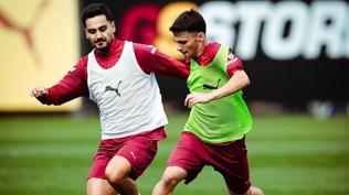 Galatasaray'da Trabzonspor mesaisi sürüyor