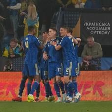 Gy�keres'ten hat-trick! �sve� finalde