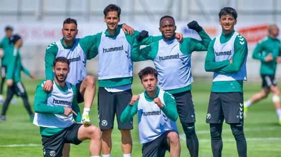 Konyaspor, Samsunspor deplasmanı için ter döktü
