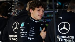 Antonelli Japonya'da da pole pozisyonunu kapt�