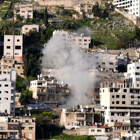 Bat� �eria'da i�galci �srail zulm�: Filistinli aile yuvas�z kald�