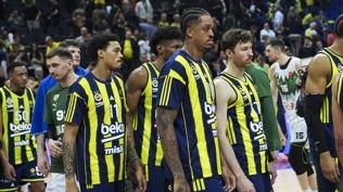 Fenerbahçe yenilgiye rağmen Euroleague'de liderliğini sürdürdü