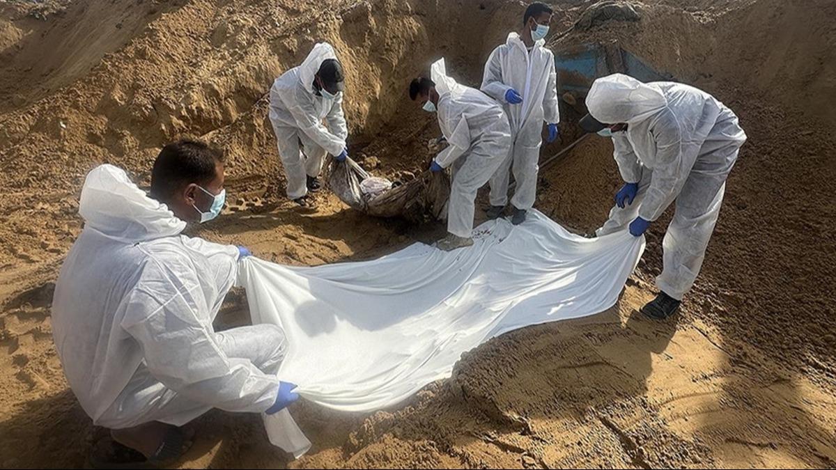 Haseke'de ��in Kamp�� yak�n�nda toplu mezar: 9 ki�inin cans�z bedeni bulundu