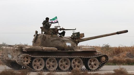 Irak s�n�r�nda dumanlar y�kseldi