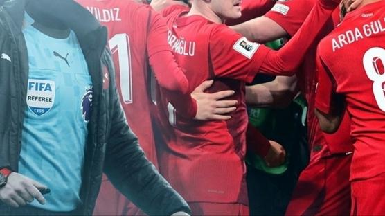 Dev finale İngiliz hakem!