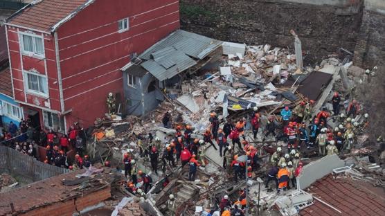 Patlama sonucu 2 bina ��km��t�: �ki yaral� daha taburcu oldu