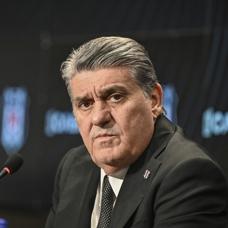 Serdal Adal�: Spor literat�r�ne, Be�ikta�l�l�k duru� felsefesini eklemi� b�y�k bir camiay�z