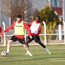 Sivasspor'da Esenler Erokspor ma�� haz�rl�klar� s�r�yor