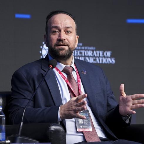 Bakan Mustafa: T�rkiye'yi �rnek al�yoruz