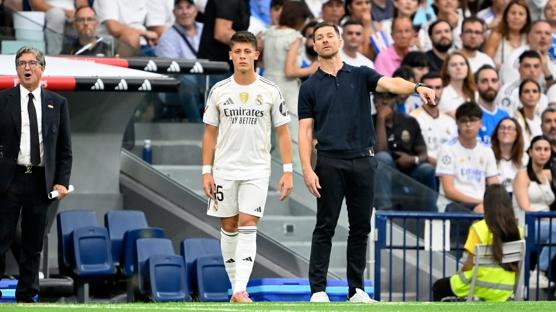 Xabi Alonso, Arda G�ler'i istiyor!