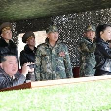 Askeri gerilim t�rman�yor! Kuzey Kore'den dikkat �eken test