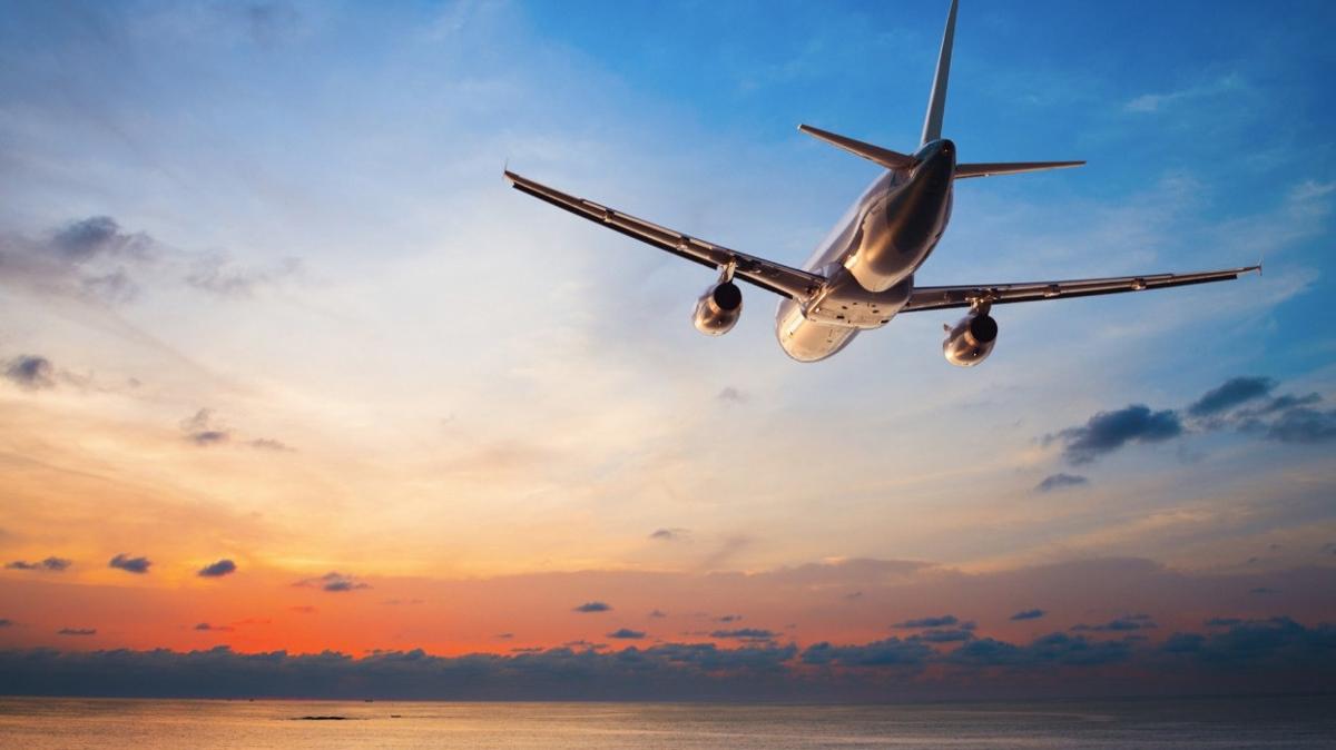 B�lgede gerilim havayolundu vurdu! Y�zlerce �srailli, havaliman�nda mahsur kald�