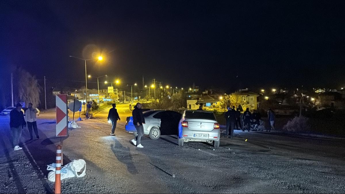 �orum'da feci �arp��ma: Yaral�lar hastaneye kald�r�ld�