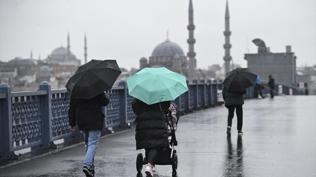 �stanbul'da ya���l� hava etkili oluyor