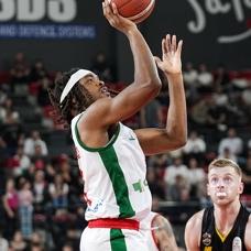 Kar��yaka'dan kritik galibiyet: Mersinspor'u ge�ti