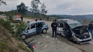 Osmaniye'de feci kaza: 6 ki�i yaral�