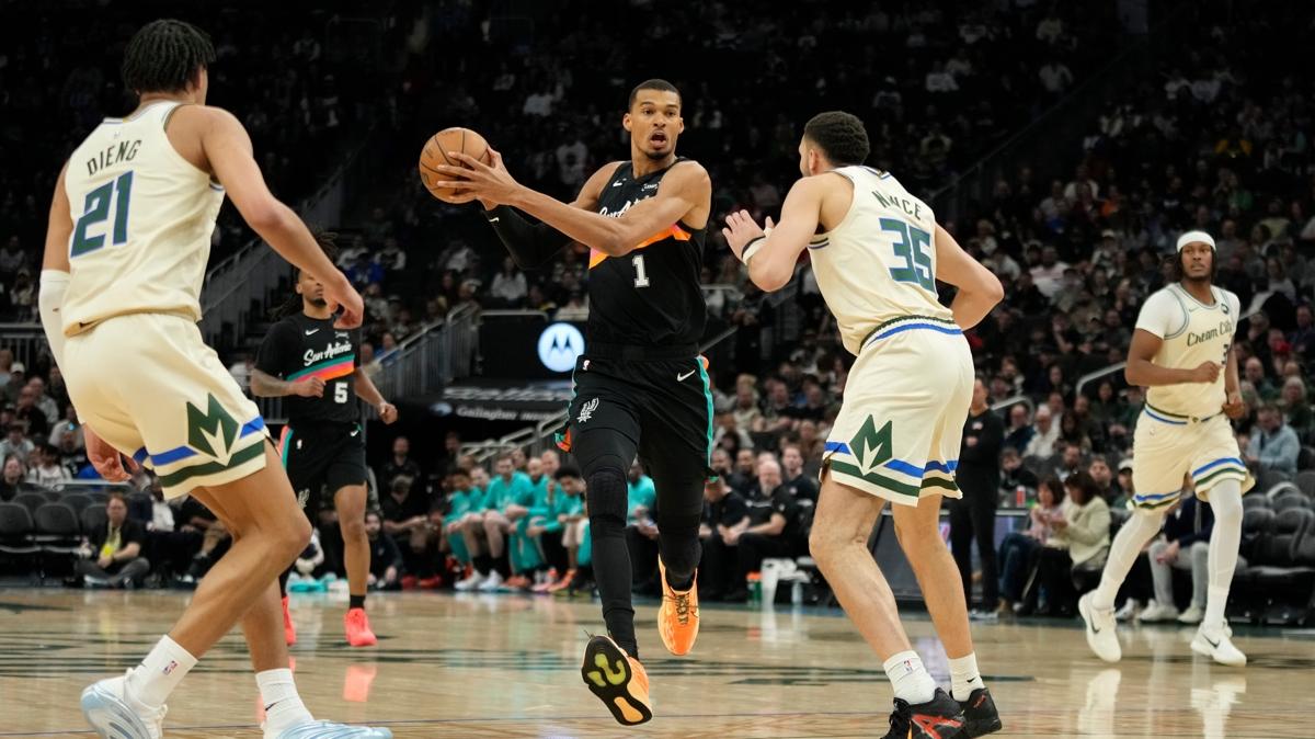 San Antonio Spurs kazanmaya doymuyor! Üst üste 8. zafer