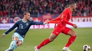 Sane'de d���� s�r�yor: Alman bas�n�ndan sert s�zler