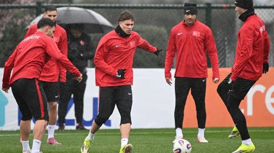 A Milli Futbol Takımı, Kosova maçına hazır