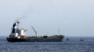 ABD yönetiminden dikkat çeken adım! Rus tankerine izin verdi